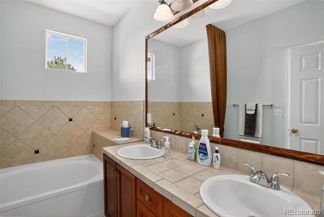 16165 E Geddes Drive Unit: 85