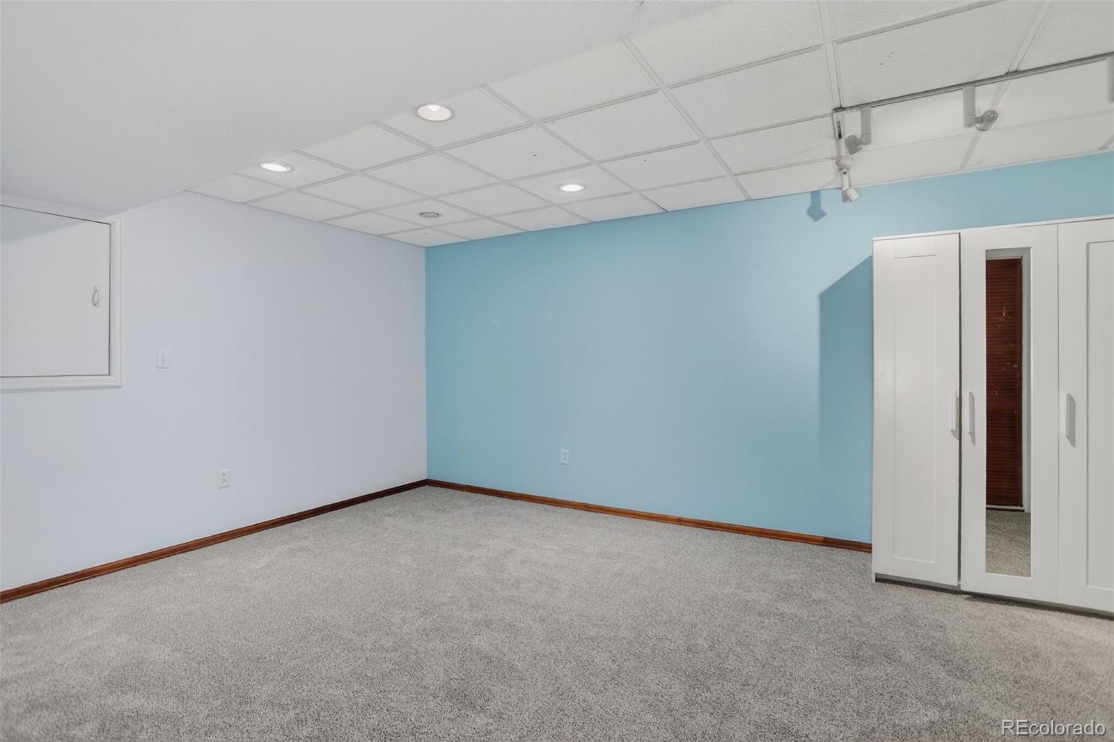 18978 E Crestridge Circle