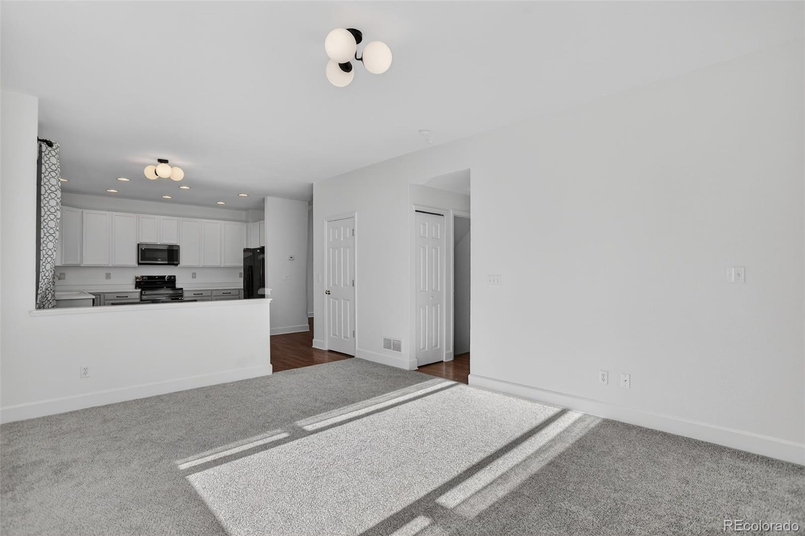 18978 E Crestridge Circle