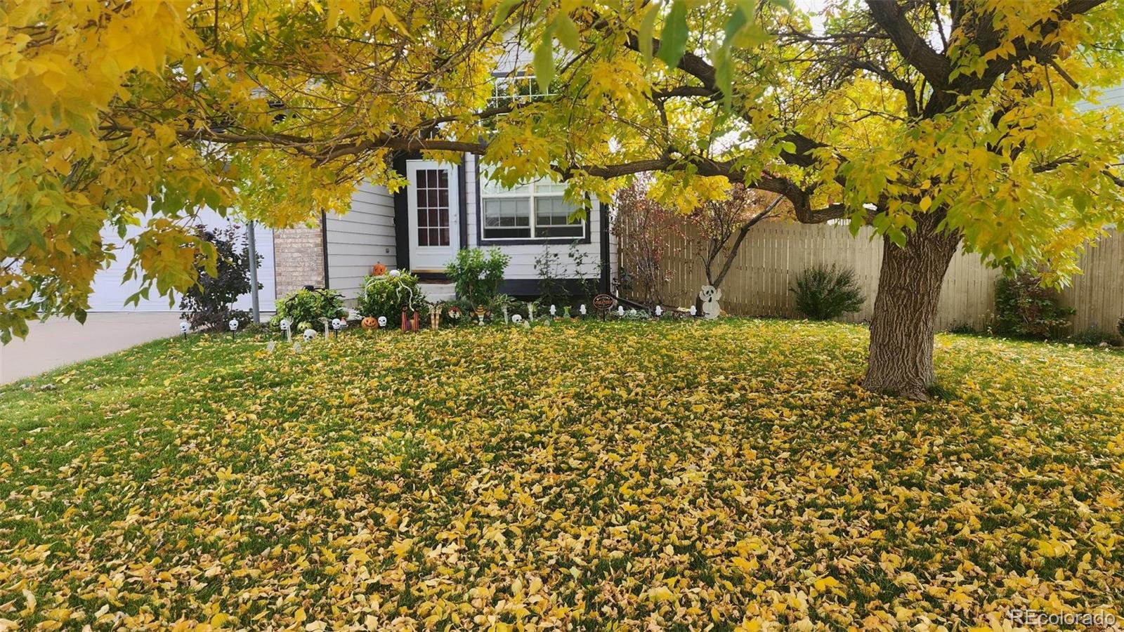 18978 E Crestridge Circle