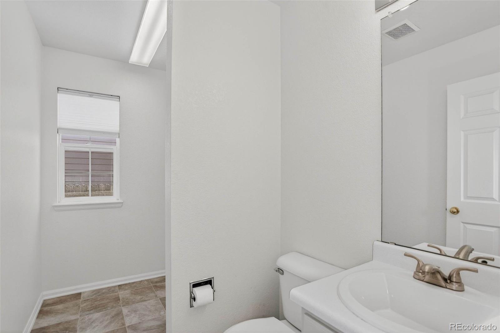 18978 E Crestridge Circle