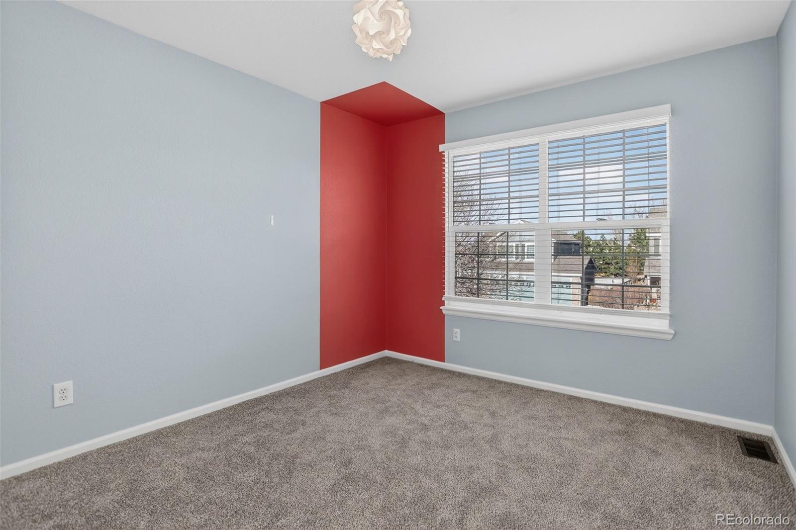 18978 E Crestridge Circle