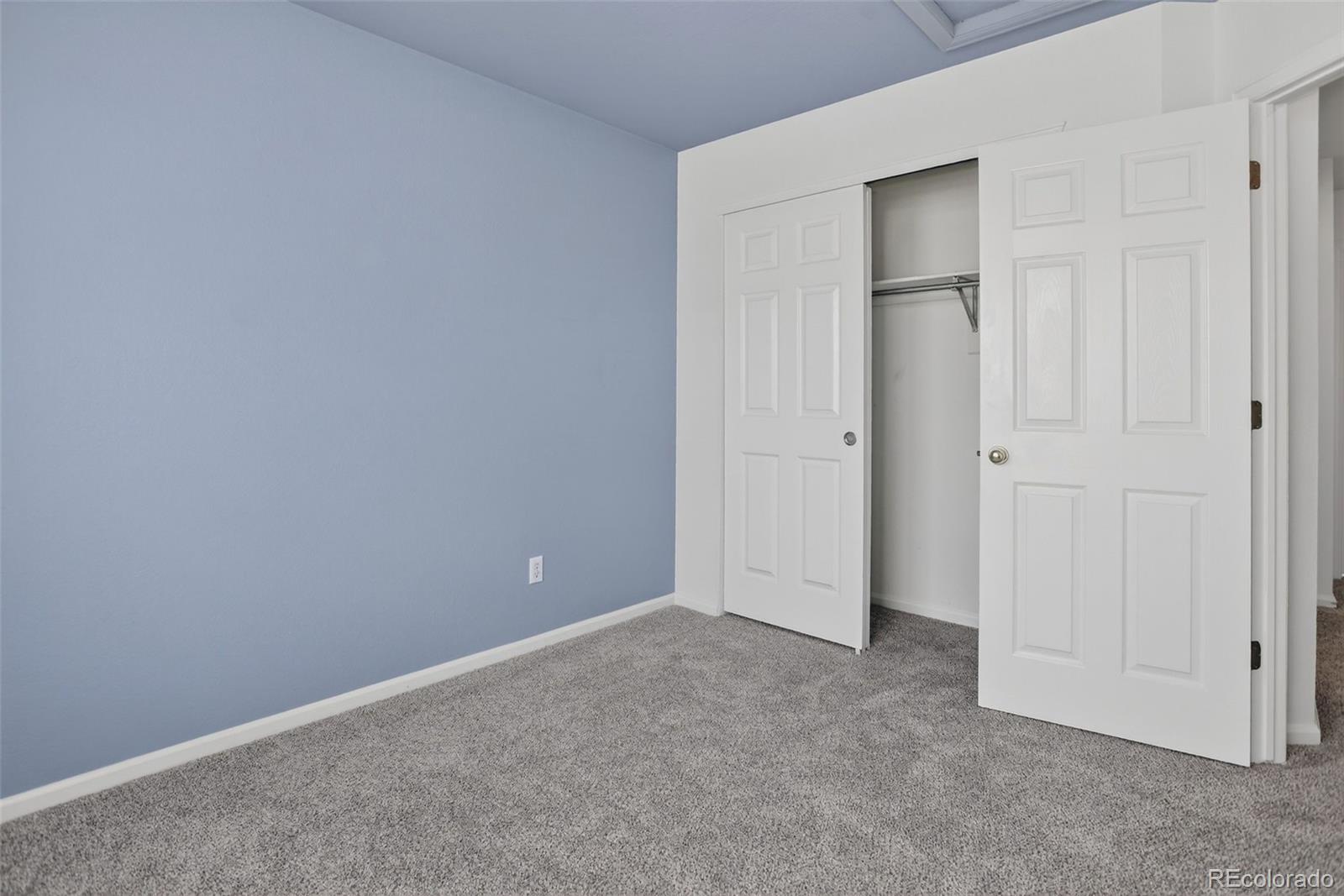 18978 E Crestridge Circle