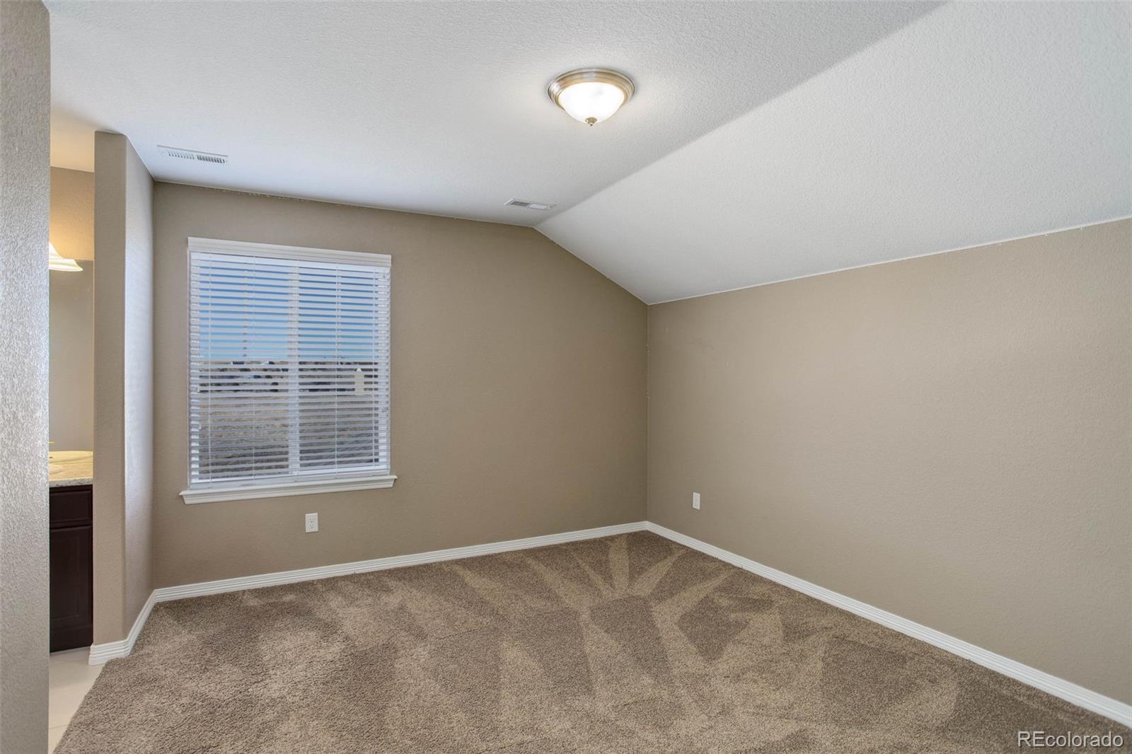 2617 Loyd Circle