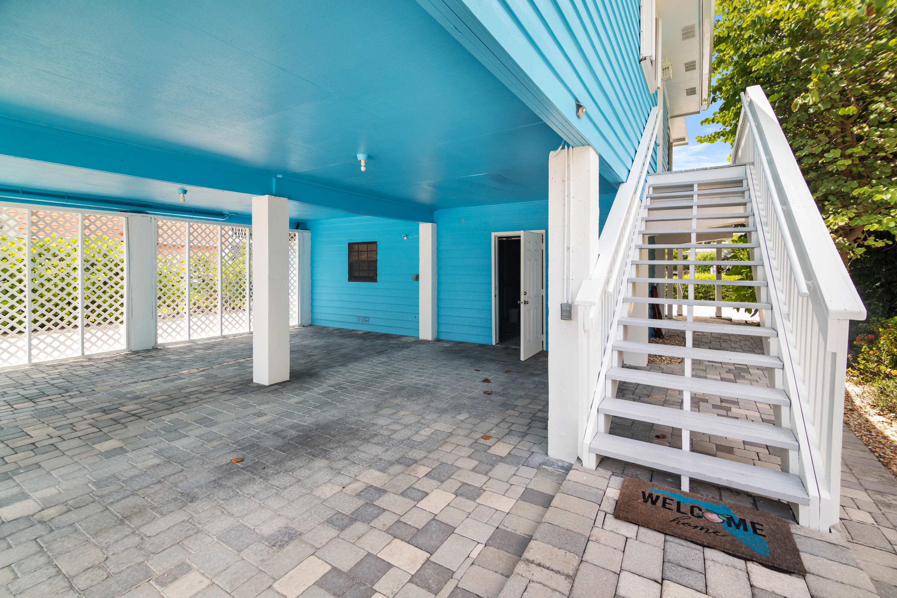 495 Sombrero Beach Road