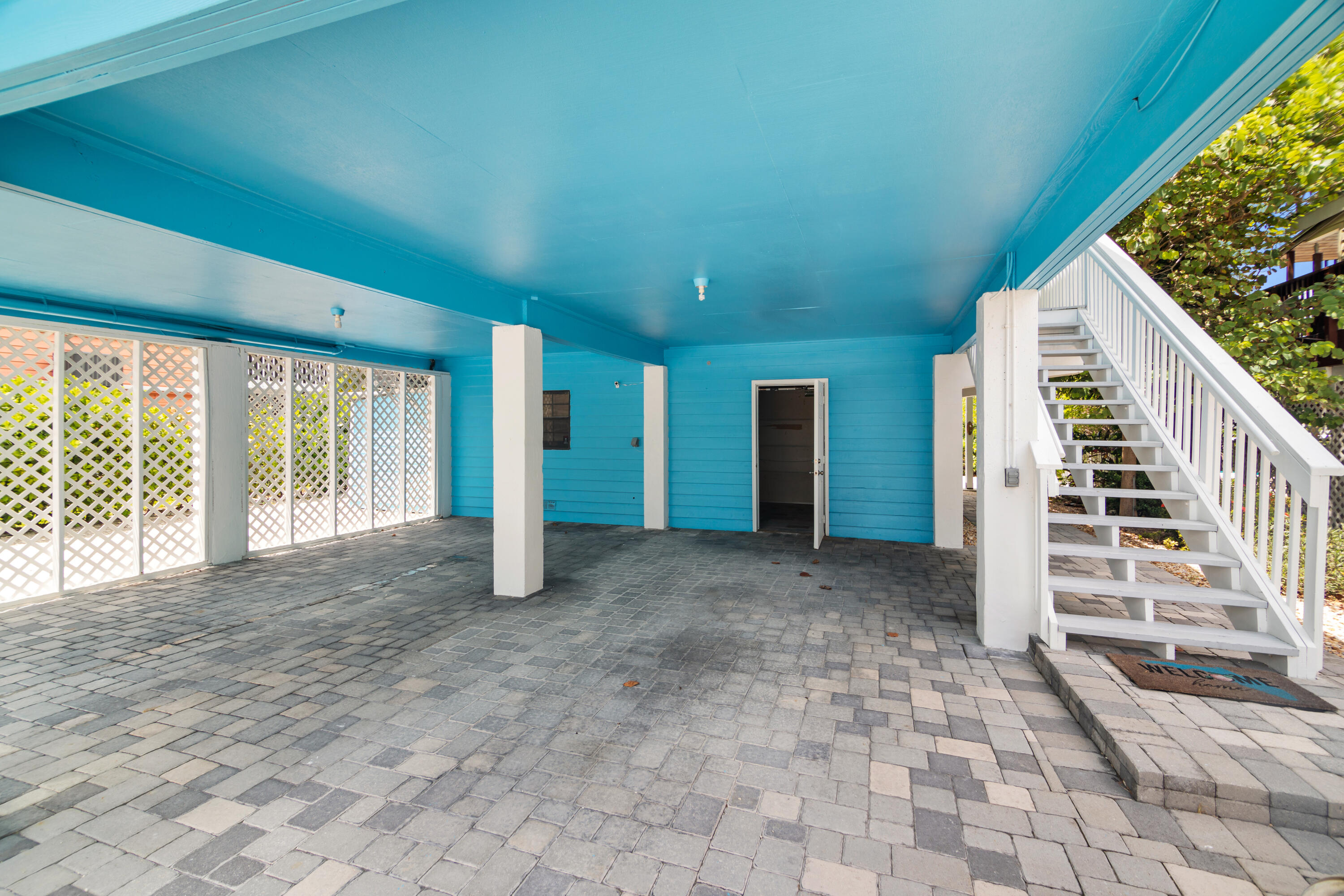 495 Sombrero Beach Road