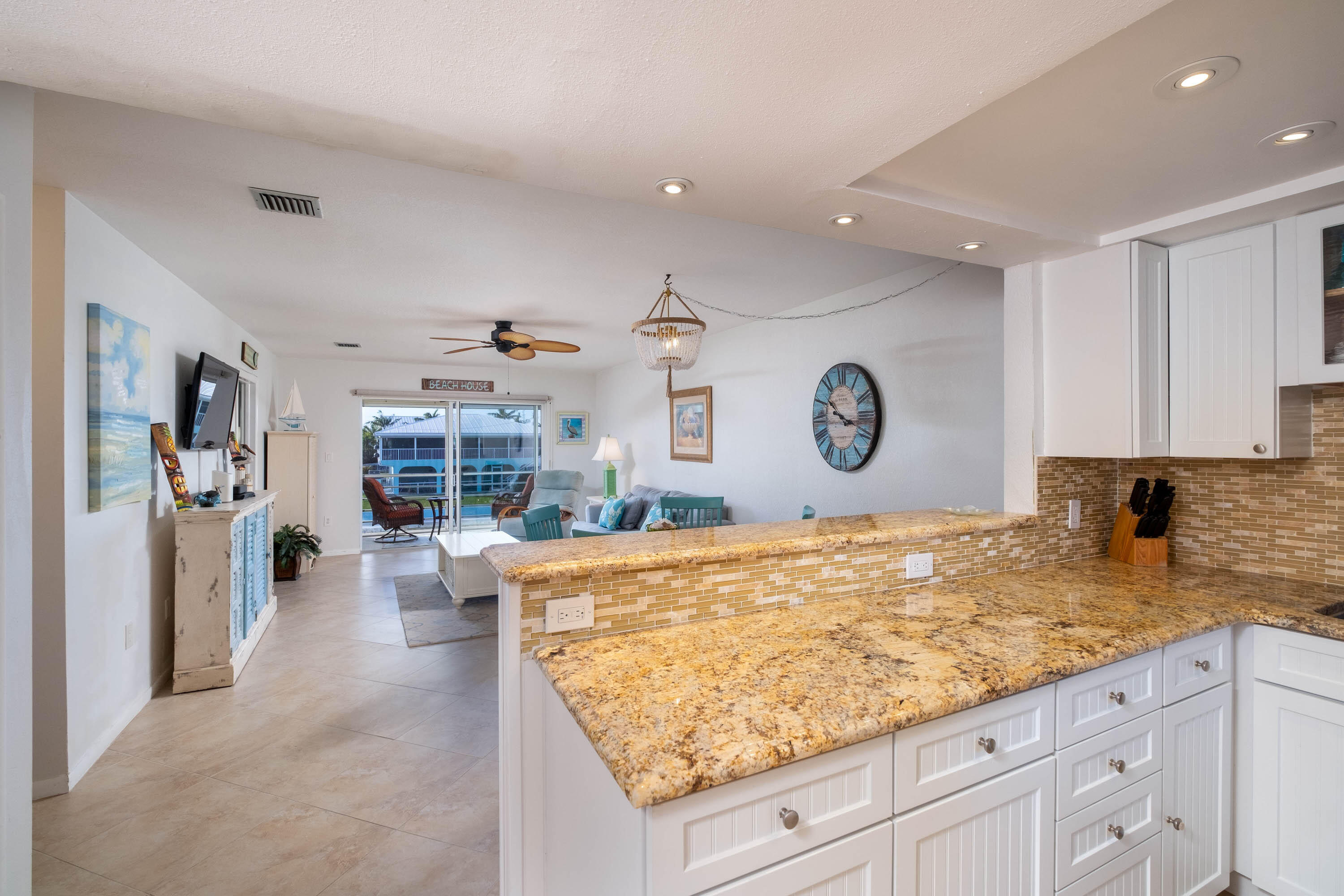 389 N Anglers Drive Unit: 204