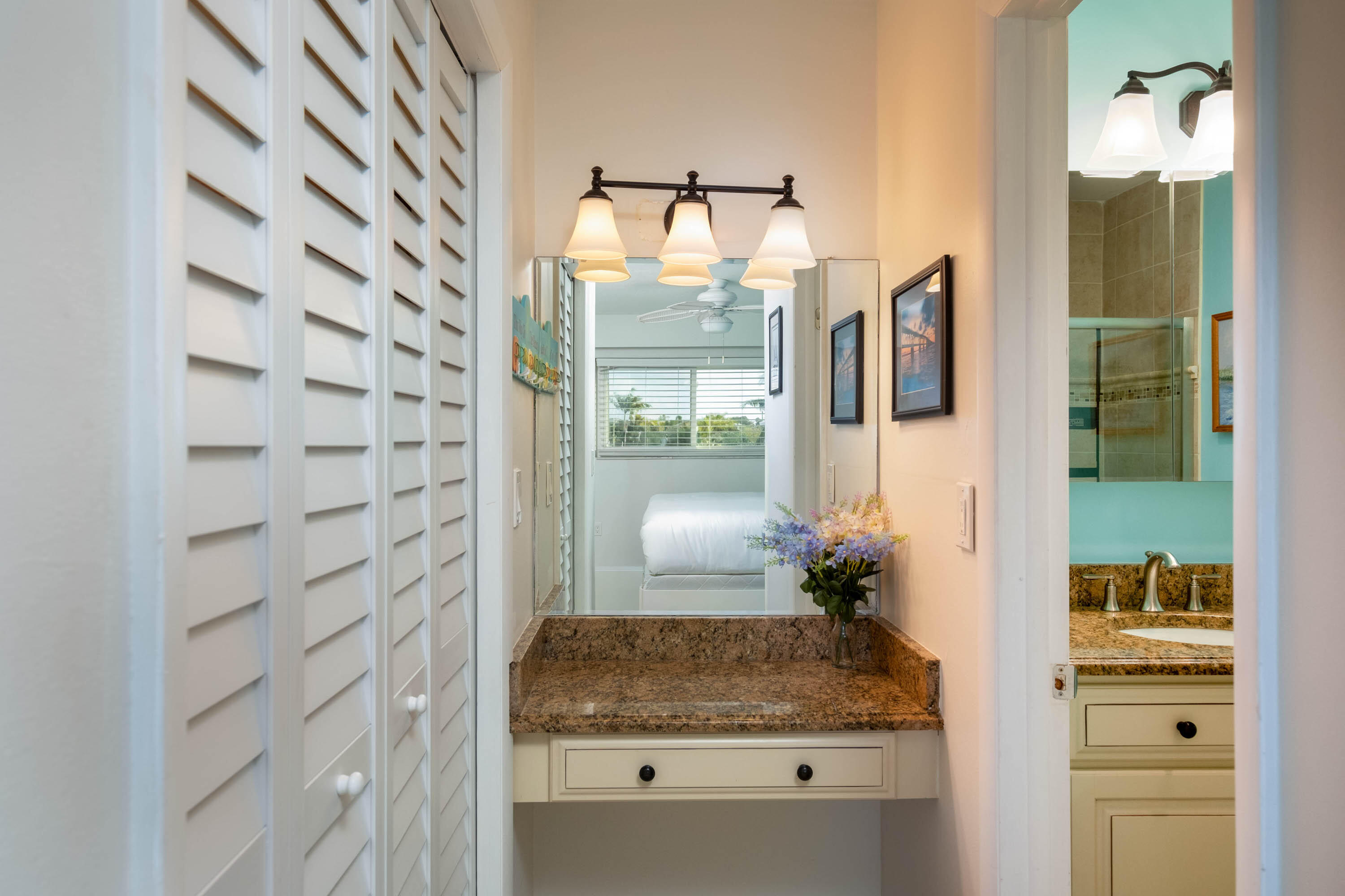 389 N Anglers Drive Unit: 204
