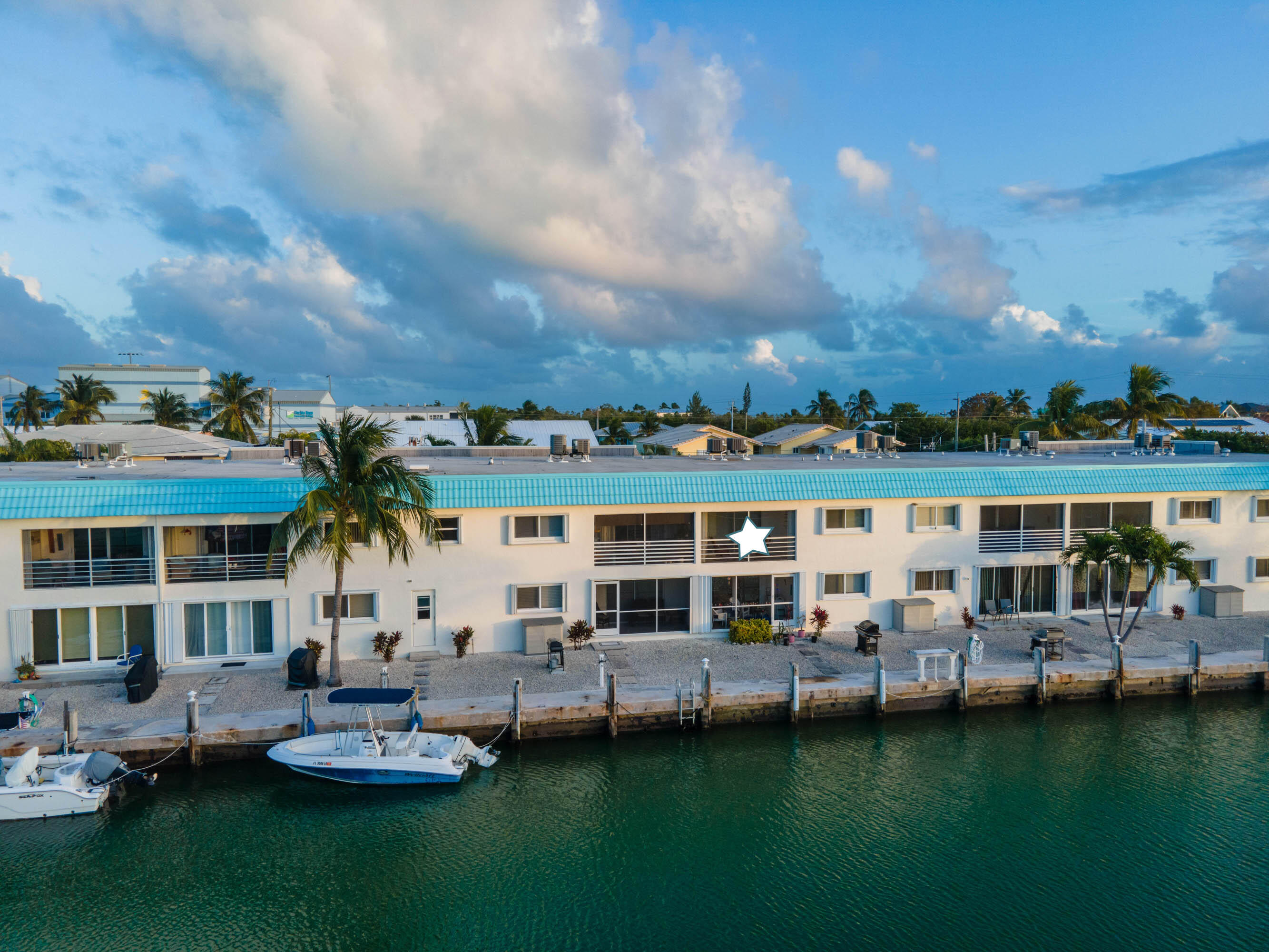 389 N Anglers Drive Unit: 204