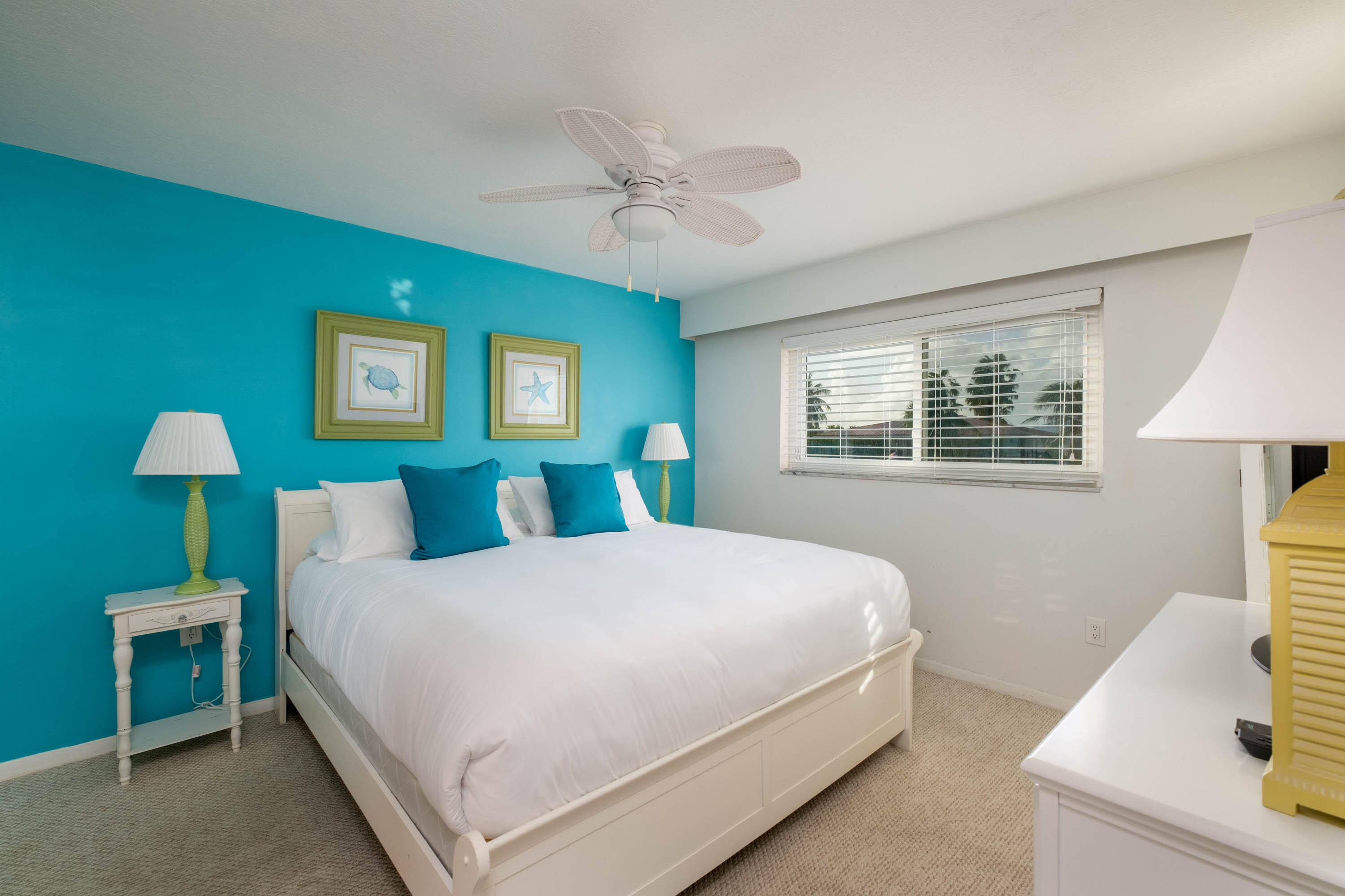 389 N Anglers Drive Unit: 204