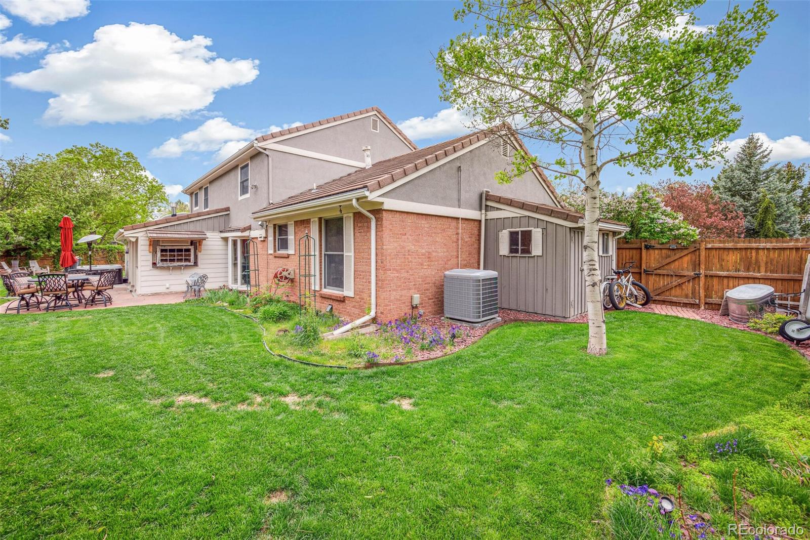 3774 S Oneida Way