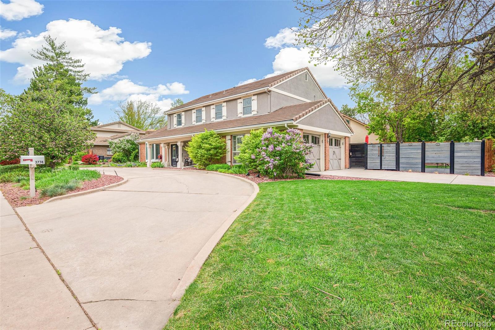 3774 S Oneida Way
