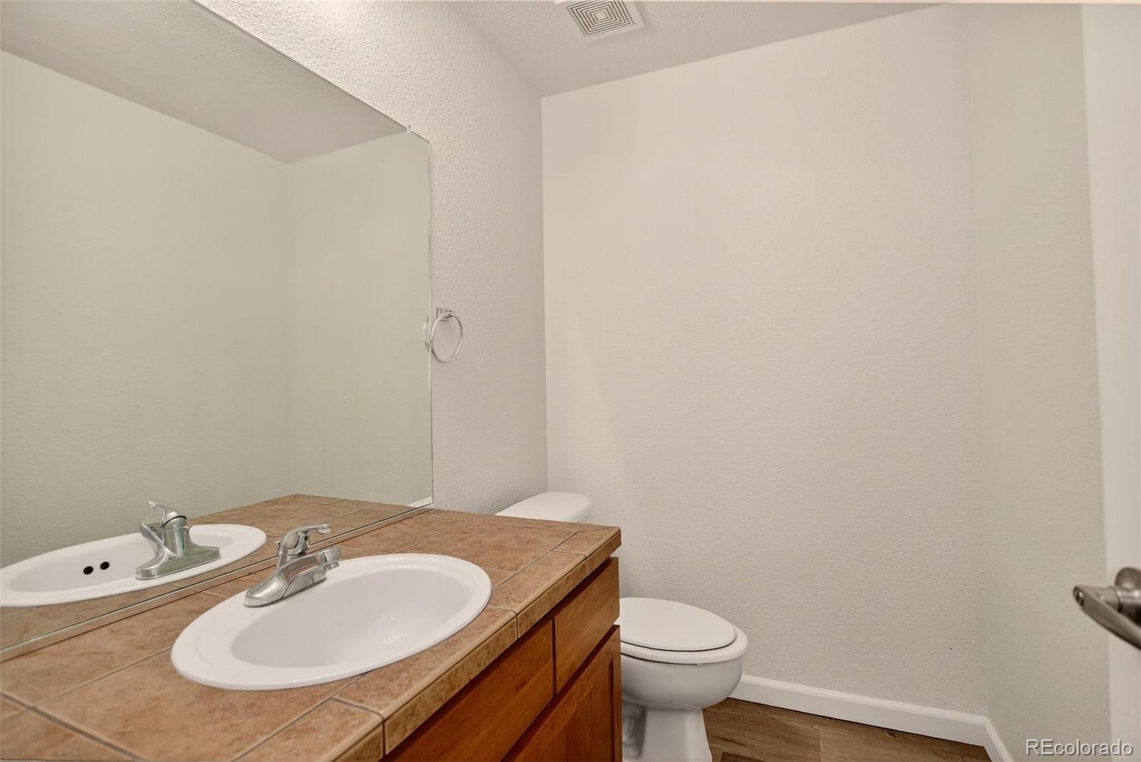 1375 S Chambers Road Unit: 104