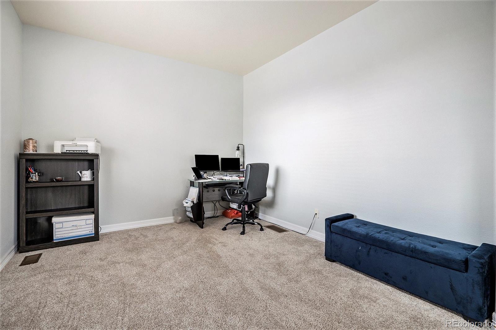 5569 Southwind Circle