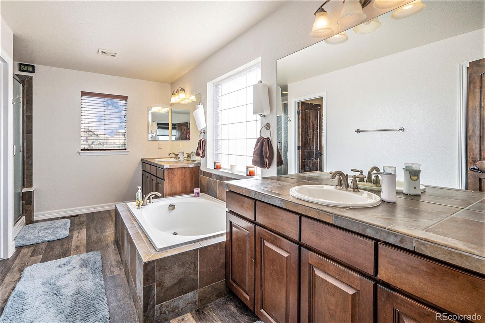 5569 Southwind Circle