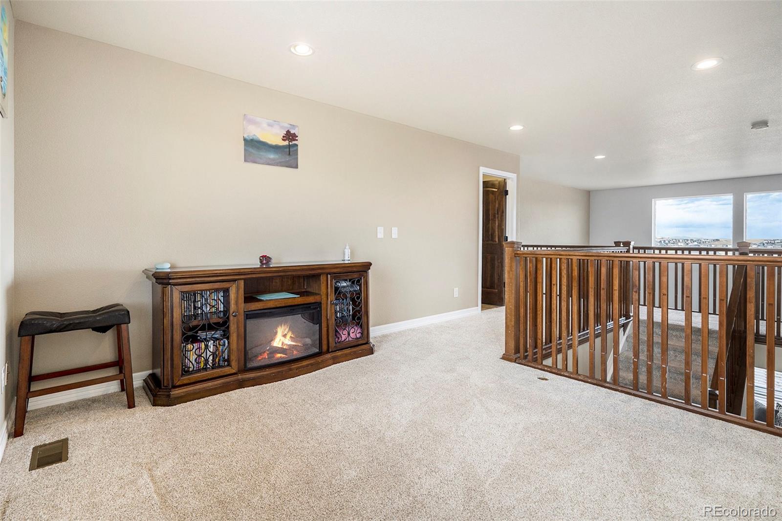 5569 Southwind Circle