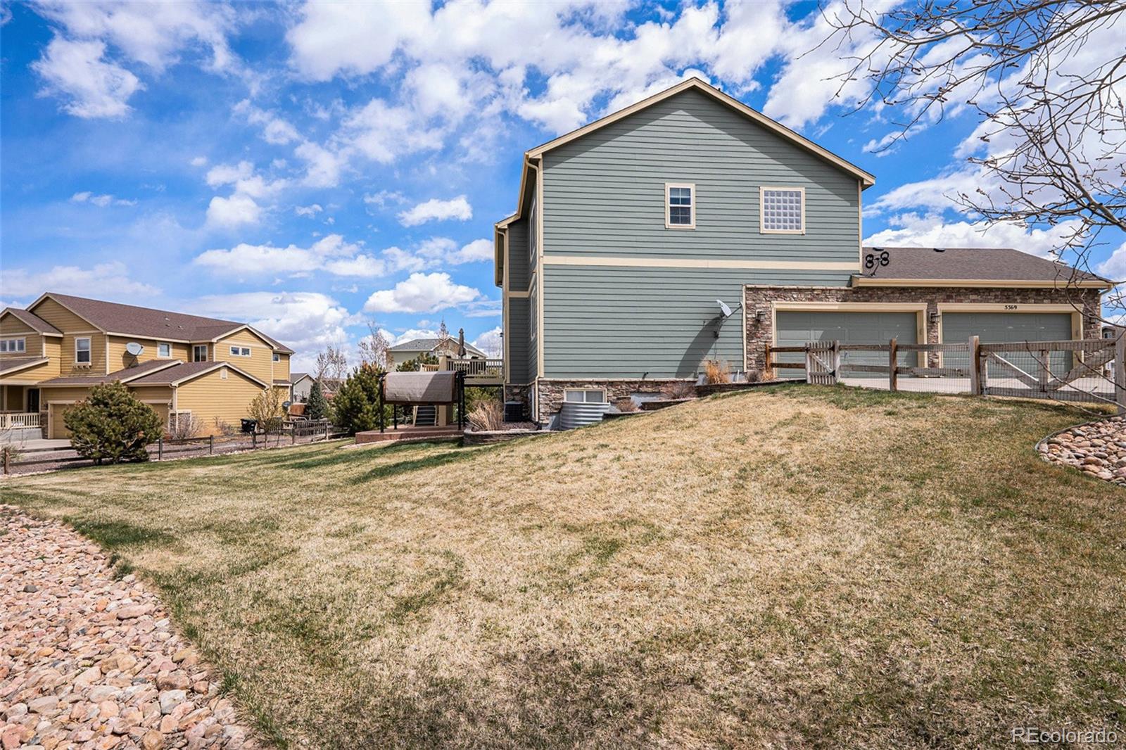 5569 Southwind Circle