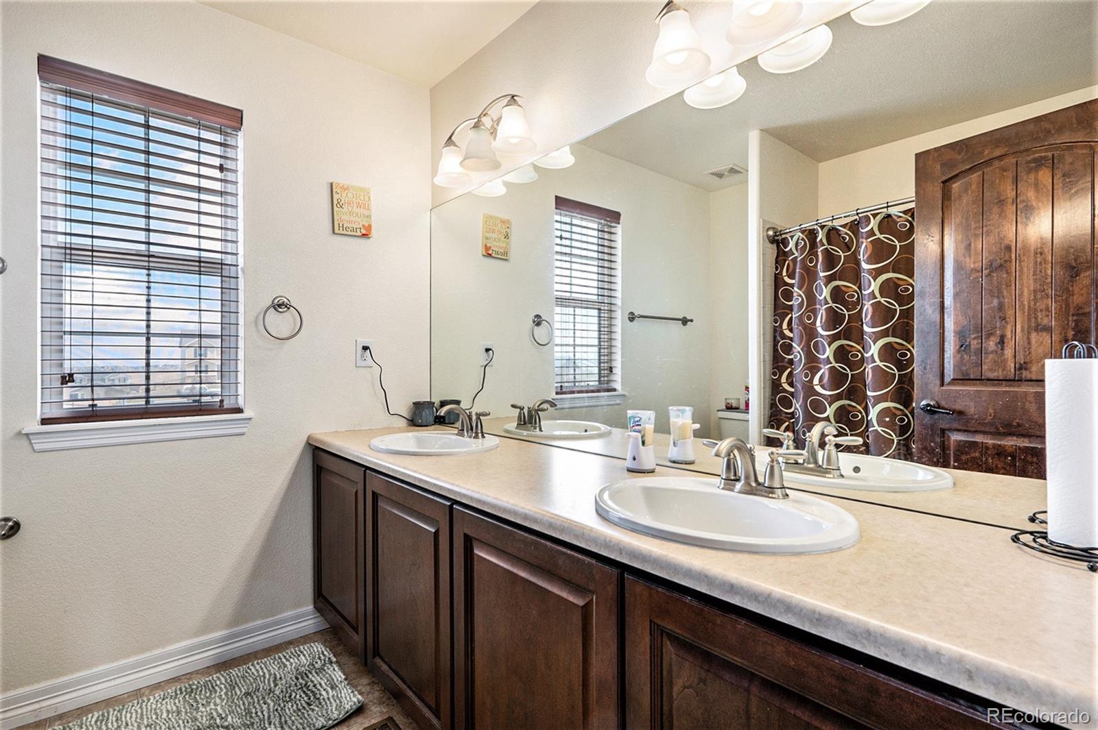 5569 Southwind Circle