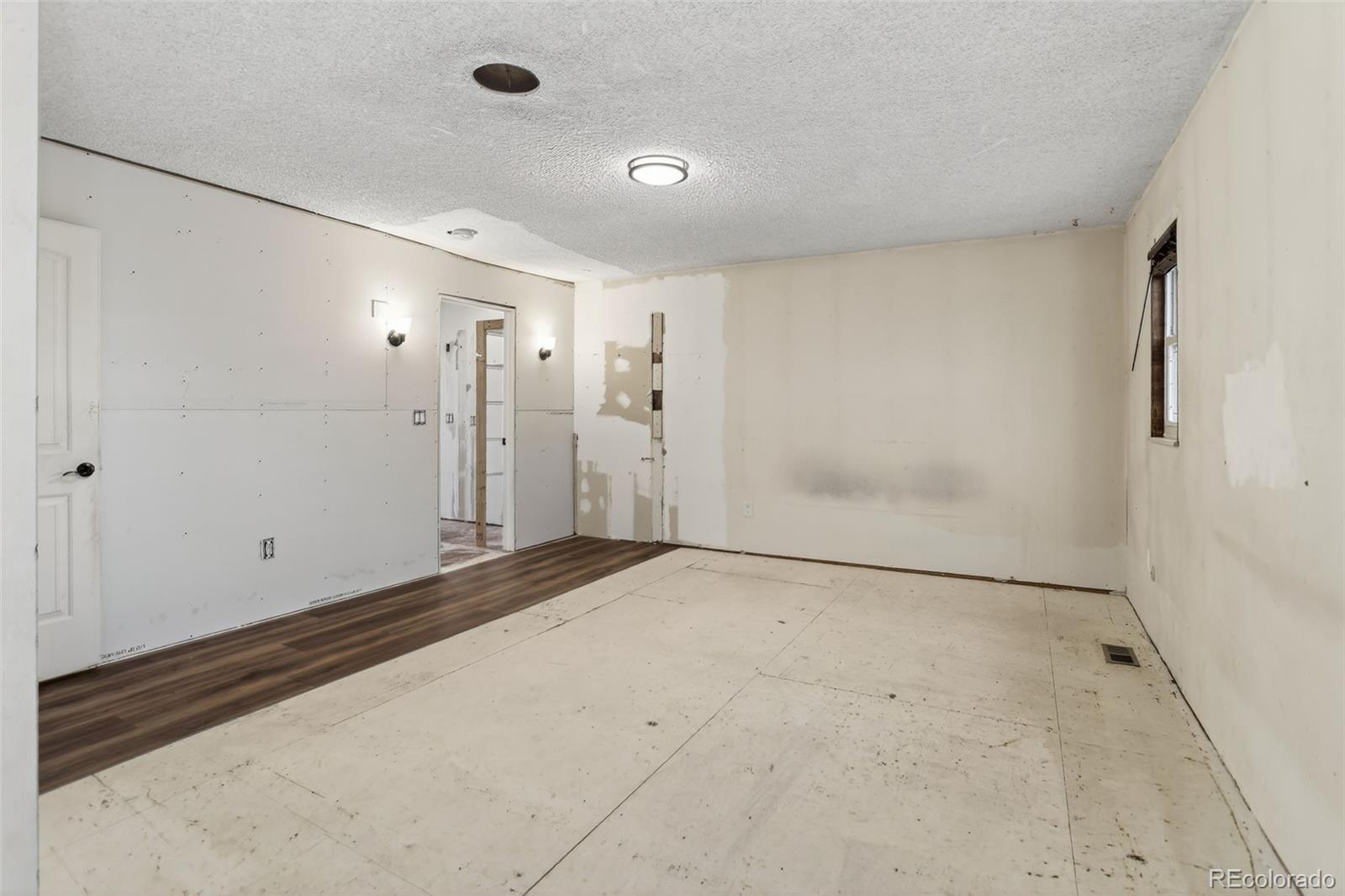 11766 W Radcliff Avenue