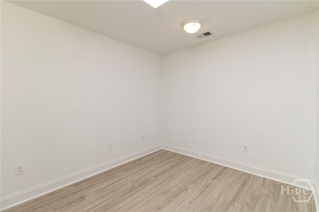 105 Greystone Terrace