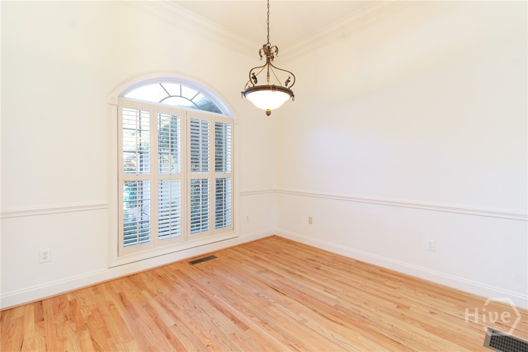 105 Greystone Terrace