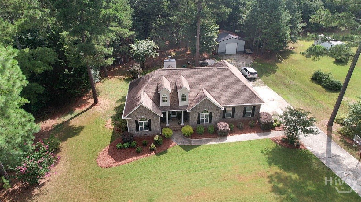 221 Creekside Drive