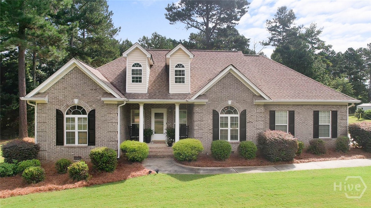 221 Creekside Drive