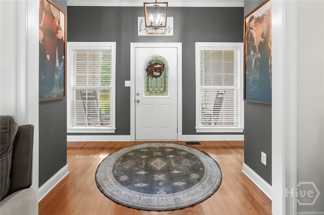 221 Creekside Drive