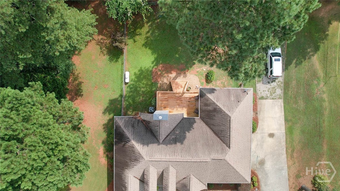 221 Creekside Drive