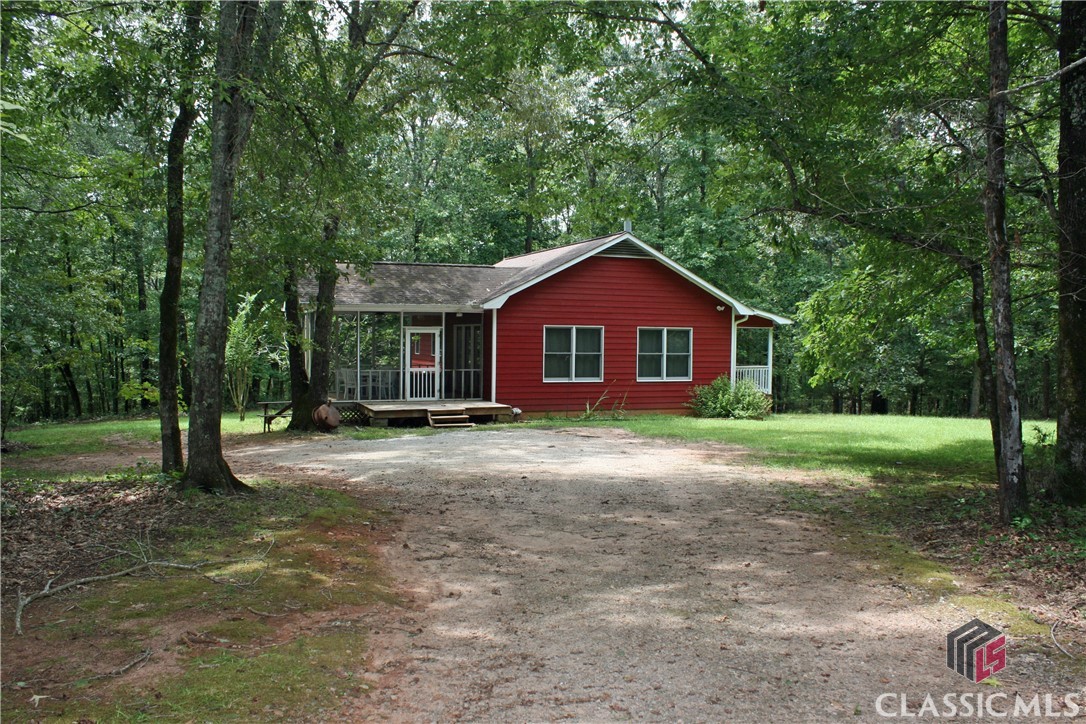 40 Whitetail Lane