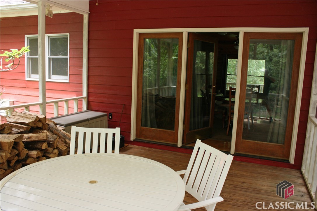 40 Whitetail Lane