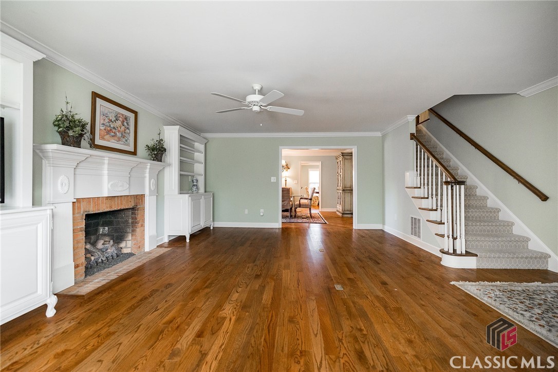 121 Woodhaven Court