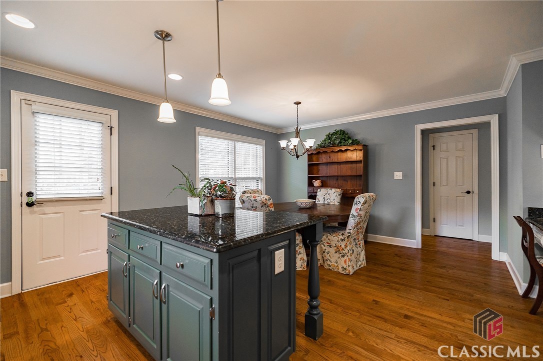 121 Woodhaven Court