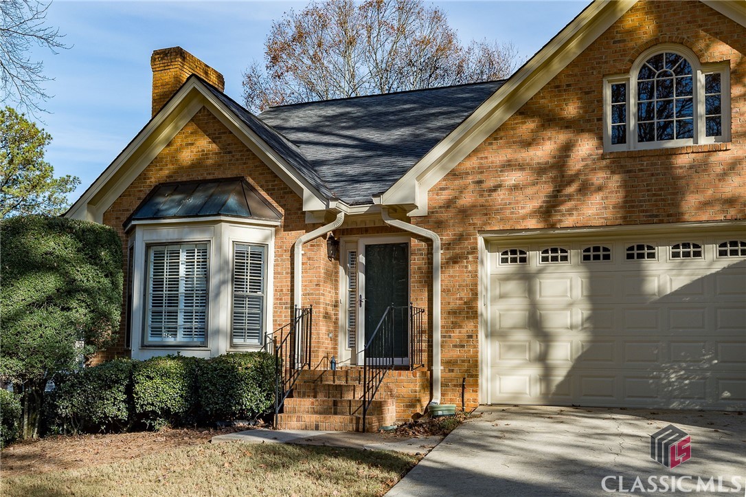 121 Woodhaven Court