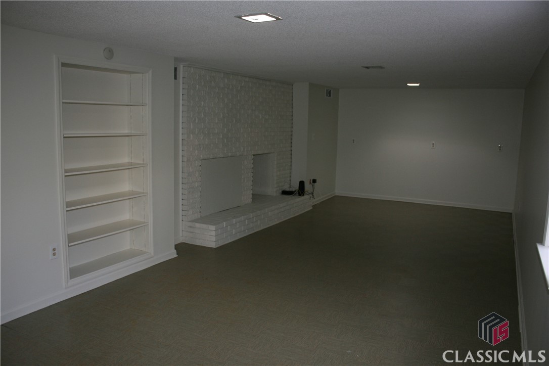 205 Hunnicutt Drive