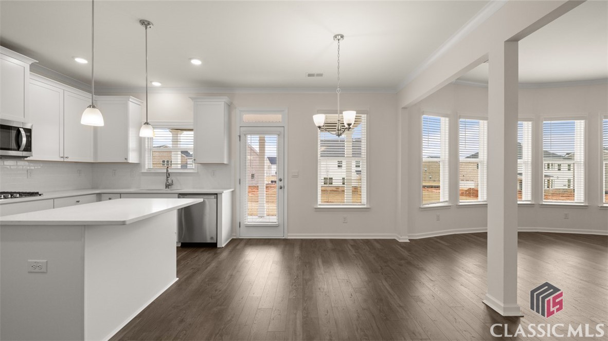 1305 Riverpoint Drive 8E