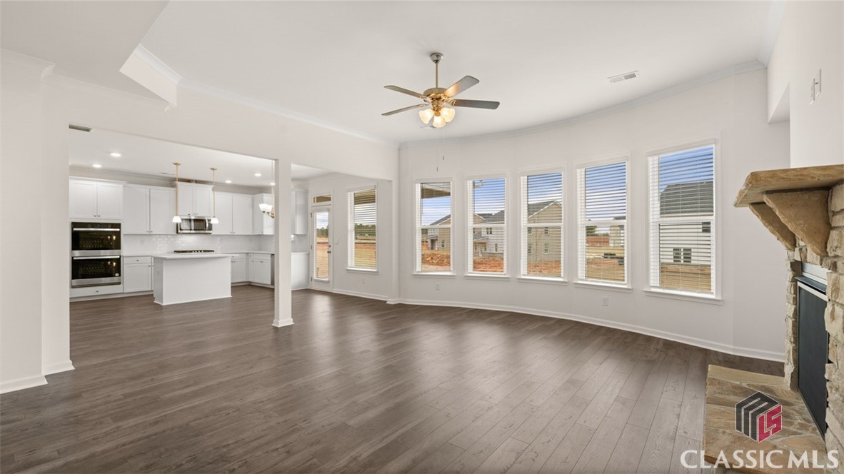 1305 Riverpoint Drive 8E