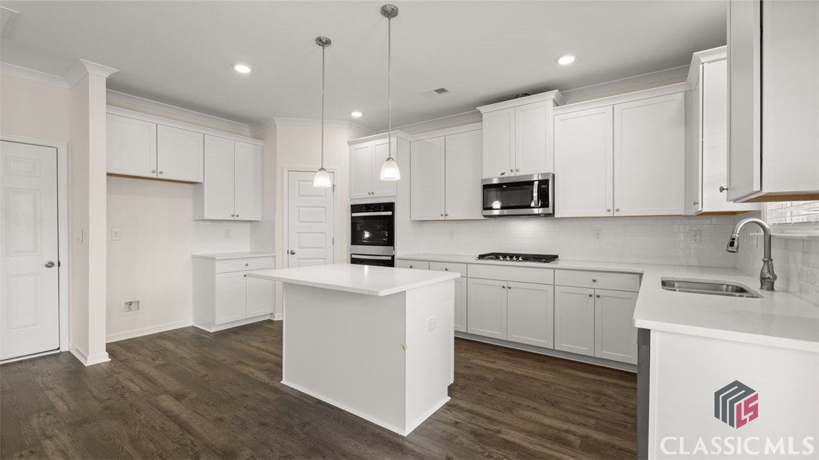 1305 Riverpoint Drive 8E