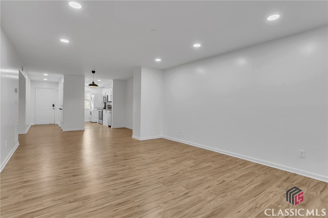 210 Appleby Drive 127