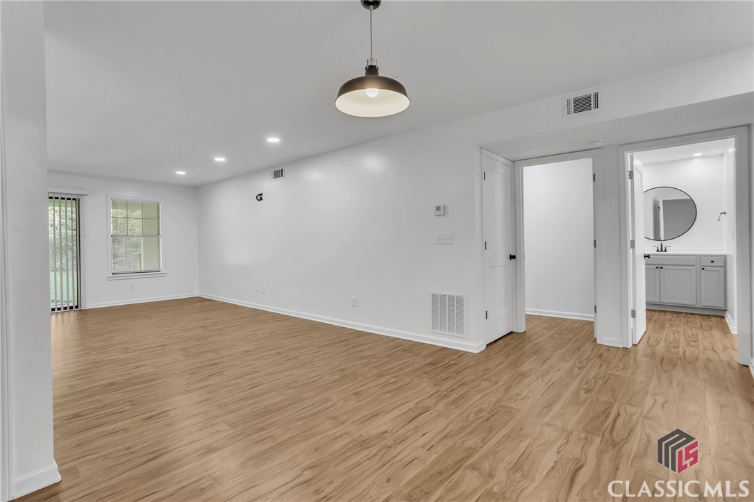 210 Appleby Drive 127