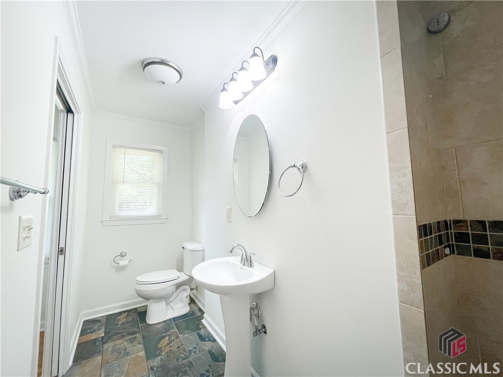 1680 Hog Mountain Road