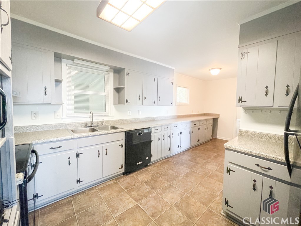 1680 Hog Mountain Road