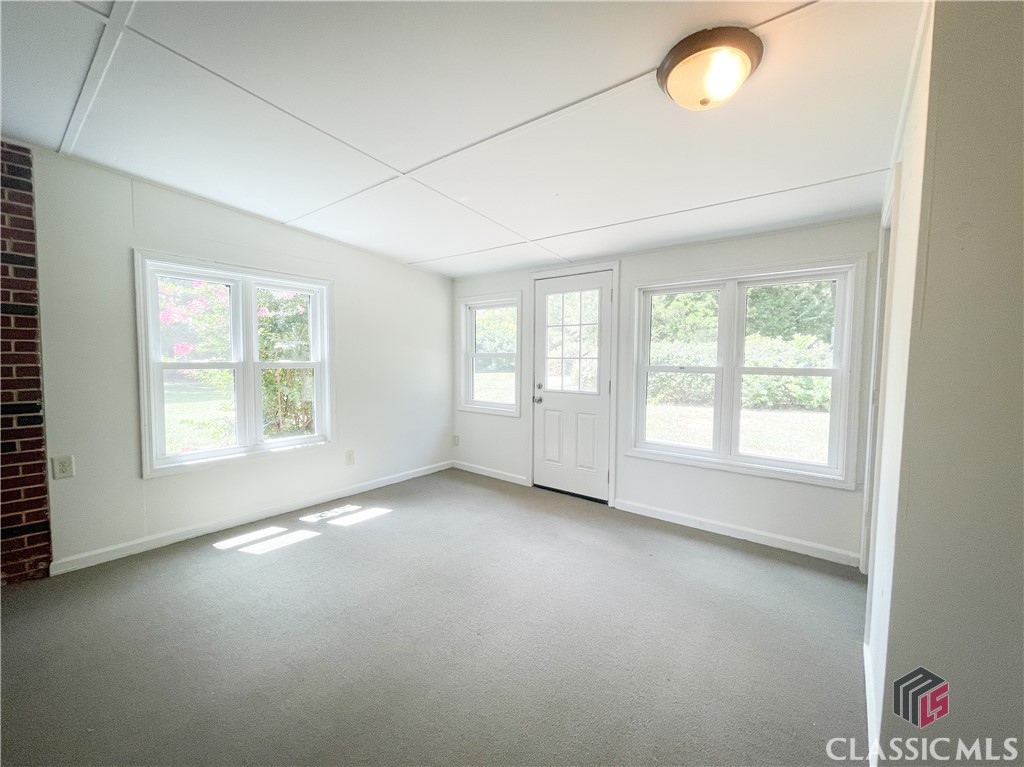 1680 Hog Mountain Road