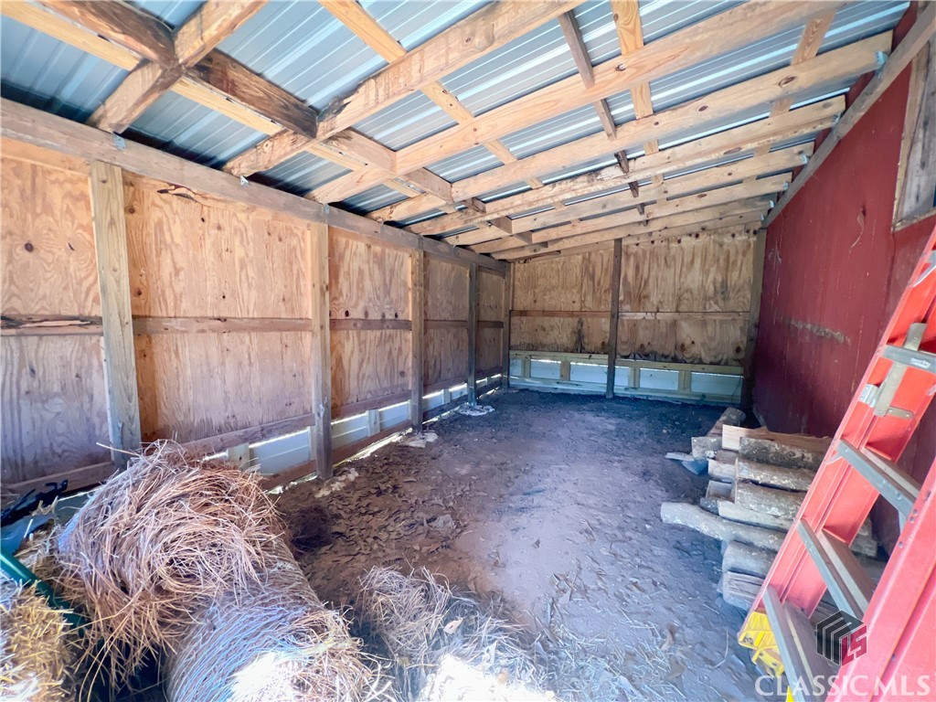 1090 Northwoods Road