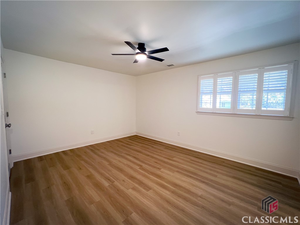 1090 Northwoods Road