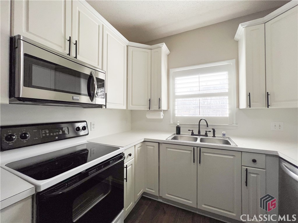 1060 Mill Pointe