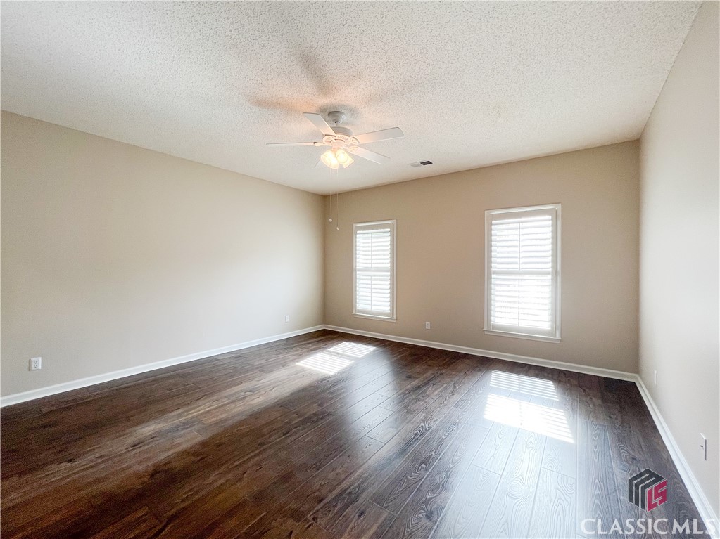 1060 Mill Pointe