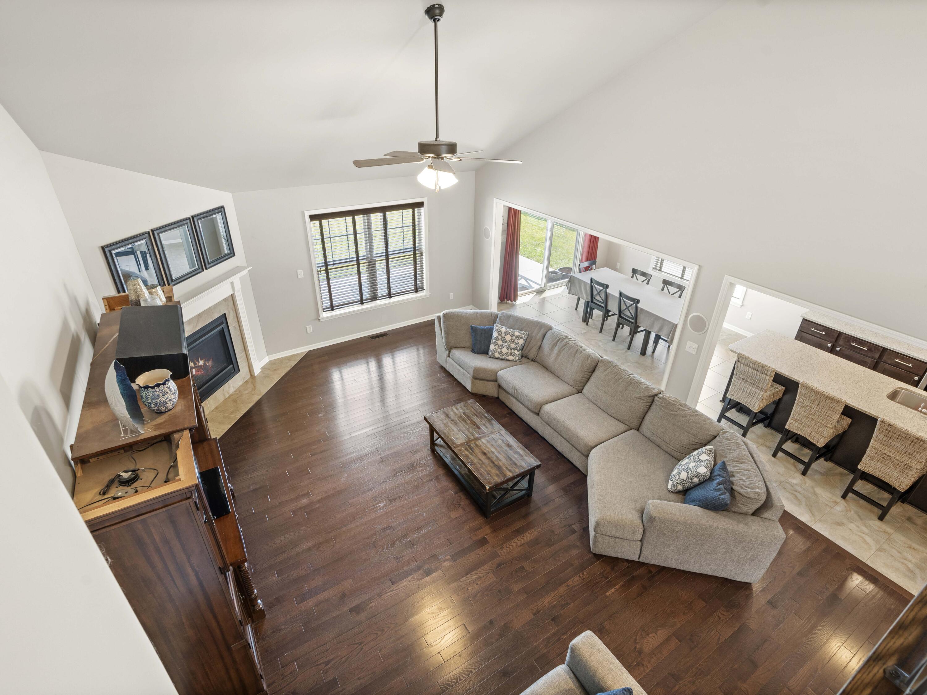 5593 Southview Drive