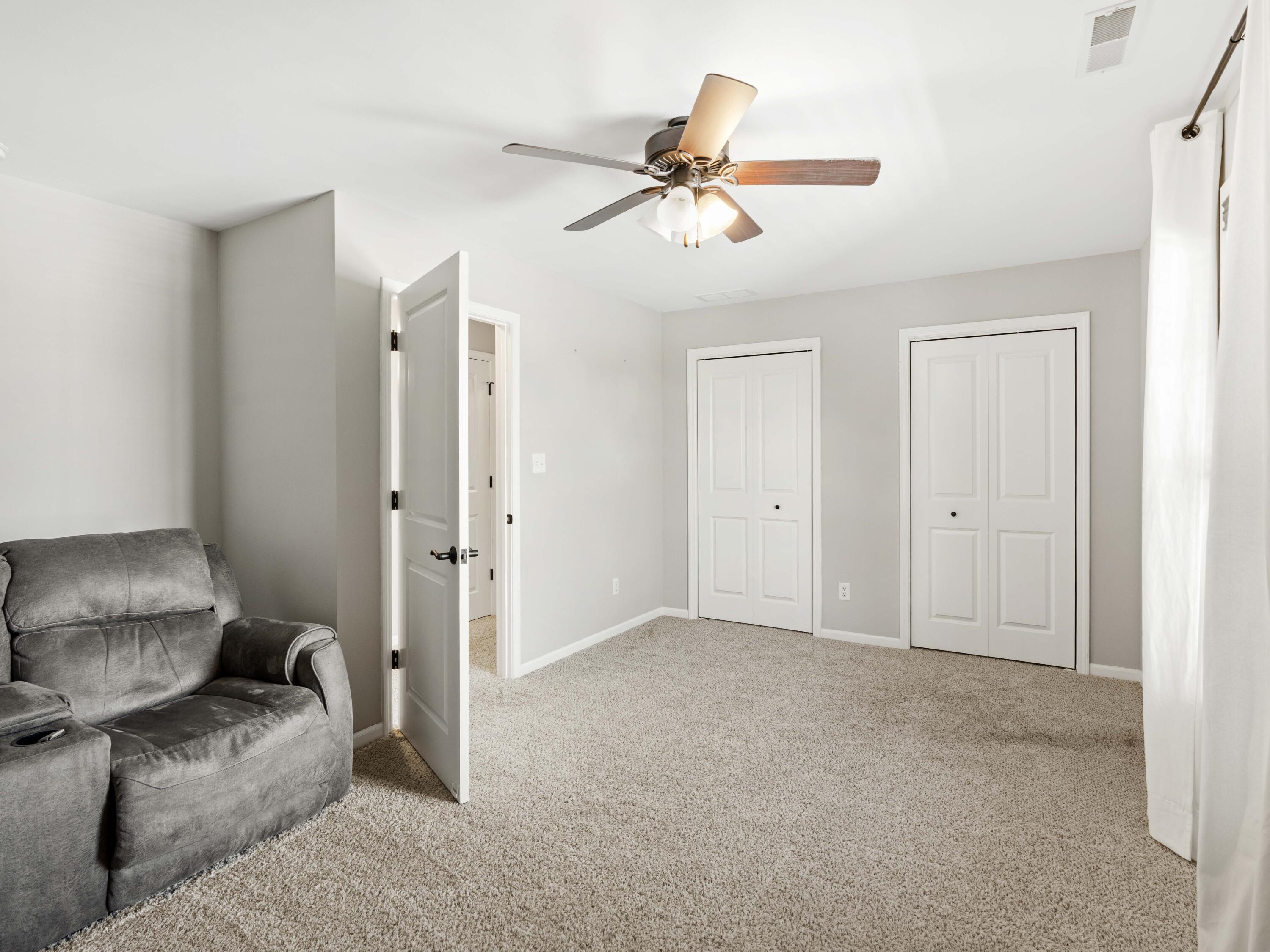 5593 Southview Drive