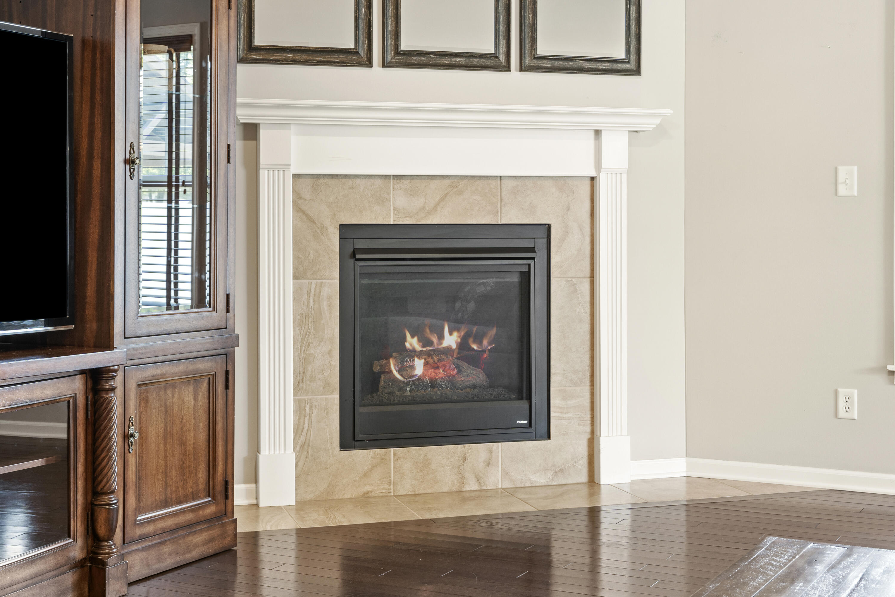 5593 Southview Drive